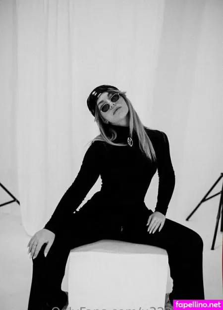 Sandraa Love OnlyFans Thumbnail #Kttq3f54Zb