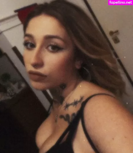 Sandracerillii OnlyFans Thumbnail #u5aIETOUN7