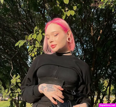 Sandralamp OnlyFans Thumbnail #Isf0vnBhJU