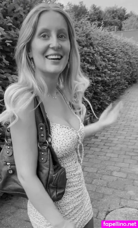 Sandrapaaulsen OnlyFans Thumbnail #SfH6FB5ZdG