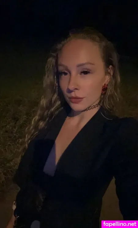 Sandrasterlingfree OnlyFans Thumbnail #y4Zv6yZlYm