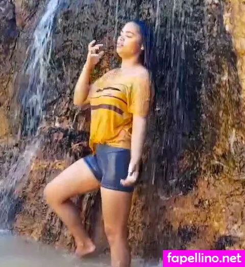 fabrinyl21, sandrielly_limaa Nude Leaked OnlyFans Photo #ElAiITKLvC