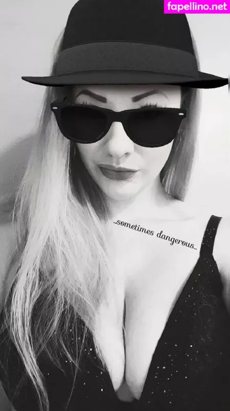 Sandy Ambrosia OnlyFans Thumbnail #V1WgpM6Svc