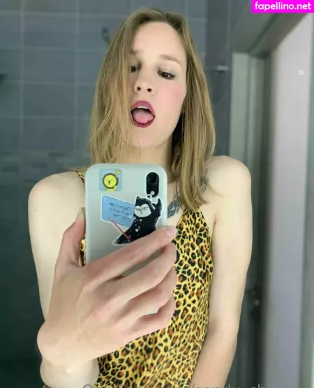 Sandy Cheek S OnlyFans Thumbnail #13RHDlMYXR