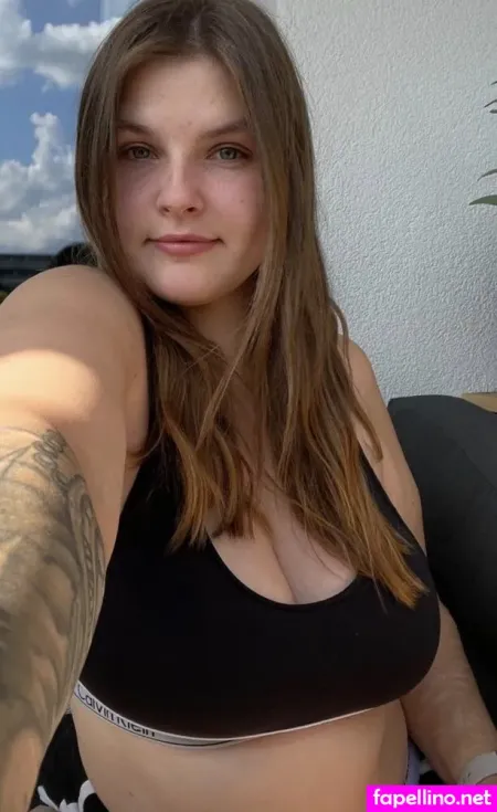 Sandy Prehm OnlyFans Thumbnail #D57G8e7wVu