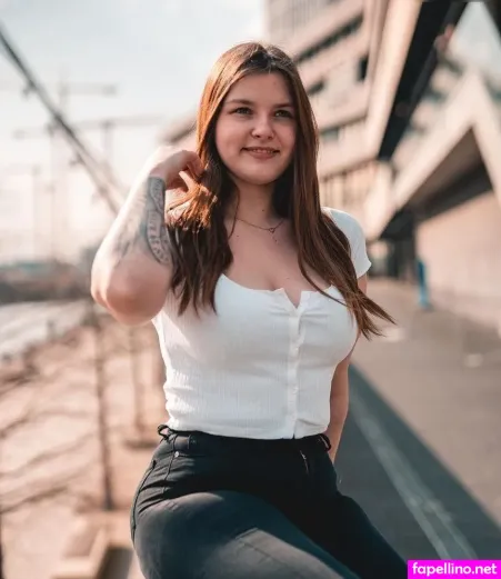 Sandy Prehm OnlyFans Thumbnail #JW8fH4Uckc