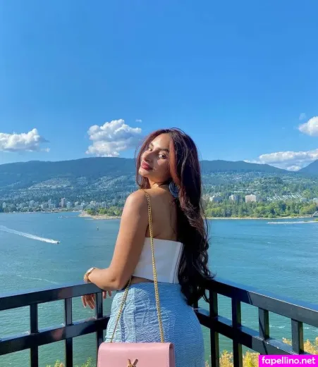 Sangriasen OnlyFans Thumbnail #LpWlR5w60i