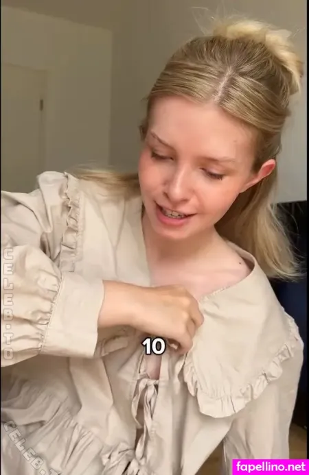 Saniskates OnlyFans Thumbnail #NOw69LP6CN