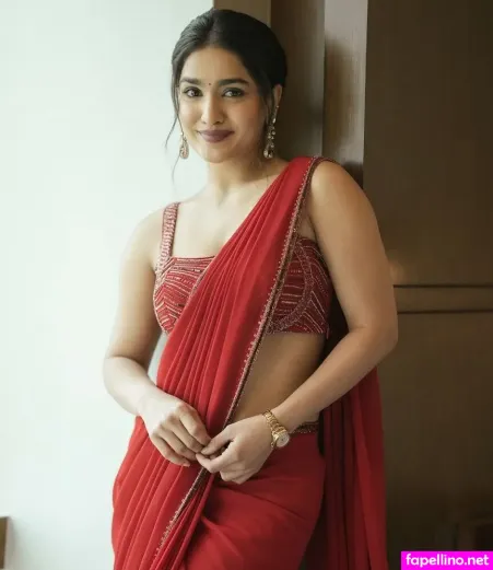 Saniya Iyappan OnlyFans Thumbnail #XdHMiGsSG7