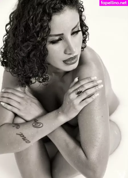 Sanlly Julieth OnlyFans Thumbnail #D3fQDrmJRi