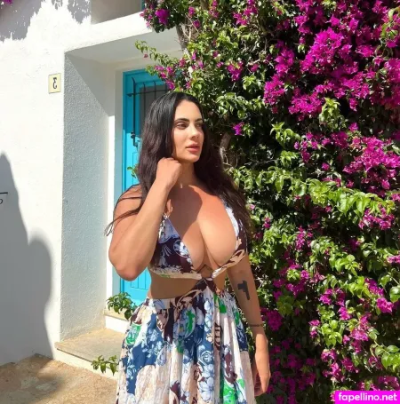 Sanna Meira 1 OnlyFans Thumbnail #3pcTU40OSz