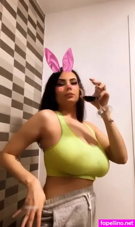 Sanna Meira 1 OnlyFans Thumbnail #kHYJcTit5T
