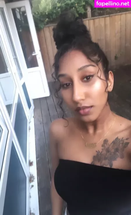 Sanna Razorbaby OnlyFans Thumbnail #3u2V0N5p8R