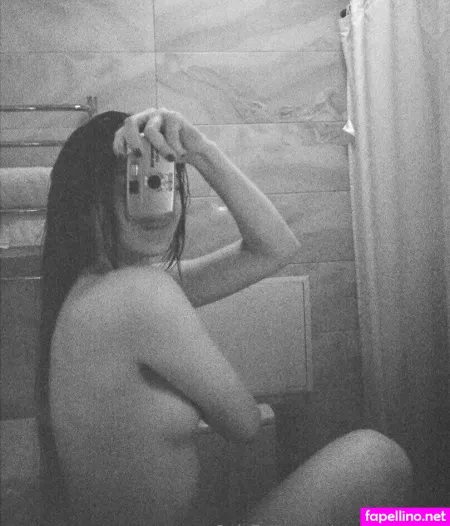 Sansastark21 OnlyFans Thumbnail #AwzjxG6ISE