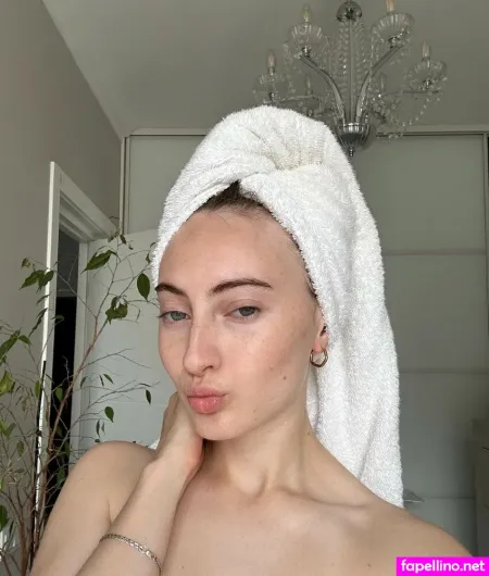 Sansastark21 OnlyFans Thumbnail #dMyOnA0bmt