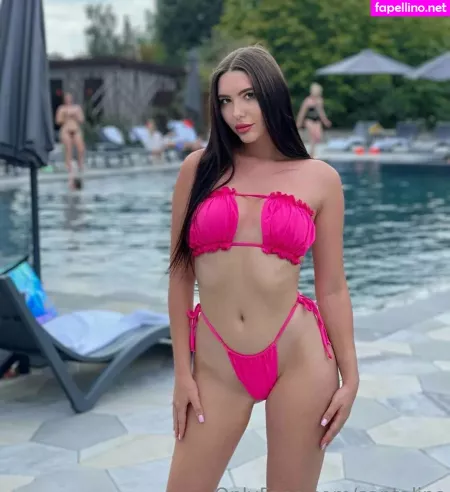Santa Garcia OnlyFans Thumbnail #t1WZItz4fI