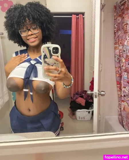 Santassecret OnlyFans Thumbnail #2ZrY2vOMnK