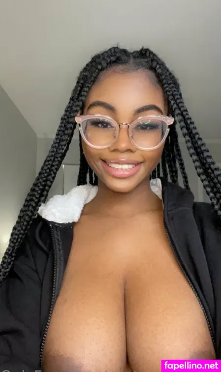 Santassweetest 6 OnlyFans Thumbnail #IpExI8uxpB