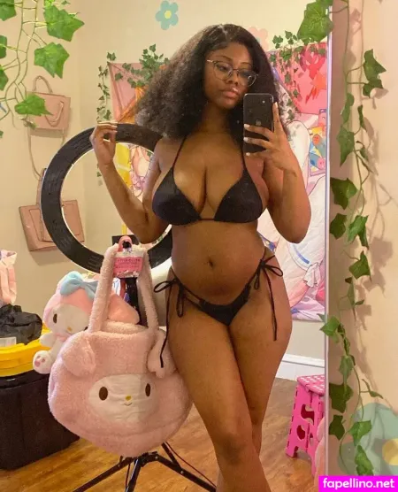 Santathesweetest 2 OnlyFans Thumbnail #3tFdOoOunW