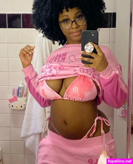 Santathesweetest 2 OnlyFans Thumbnail #4agNwUWDlZ