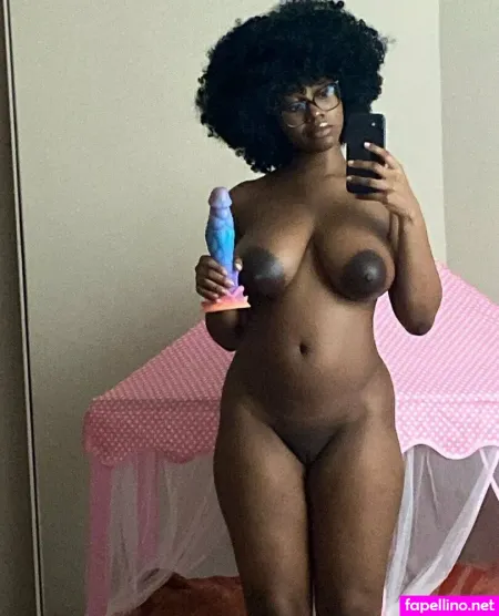 Santathesweetest 2 OnlyFans Thumbnail #8xzihktWVa