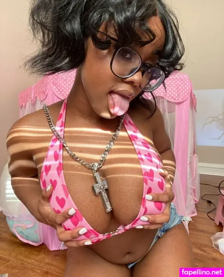 Santathesweetest 2 OnlyFans Thumbnail #J3IeVuCYvJ