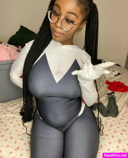 Santathesweetest 2 OnlyFans Thumbnail #SwHuyHPruo