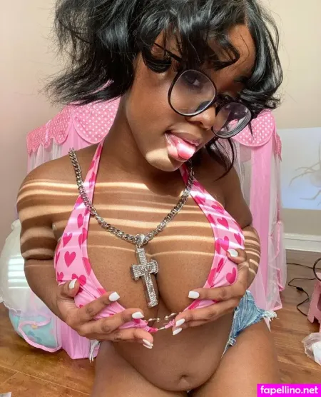 Santathesweetest 2 OnlyFans Thumbnail #V3tUq47WhF