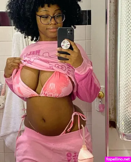 Santathesweetest 2 OnlyFans Thumbnail #jzK02pneGQ