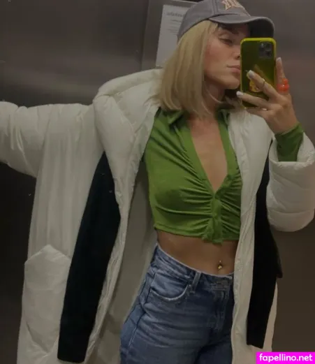 Santina Vergine OnlyFans Thumbnail #T13c6x8qtM