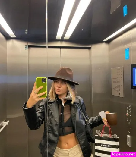 Santina Vergine OnlyFans Thumbnail #sqMs8tO9bk