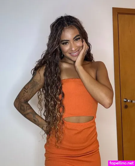 Santos Isabella OnlyFans Thumbnail #NVfcBemLKK