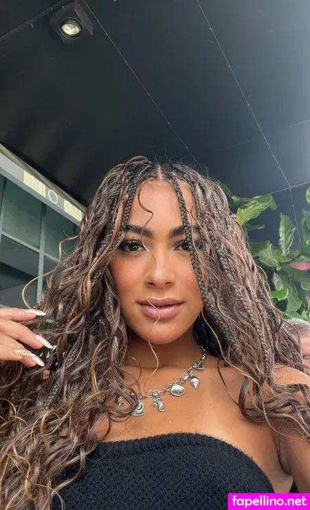 Santos Isabella OnlyFans Thumbnail #Xhpo7ZlO3A