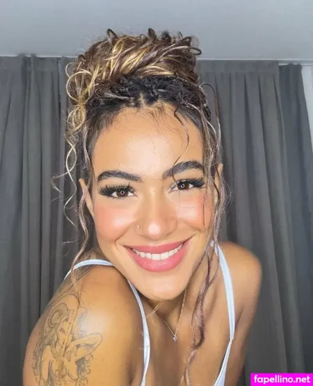 Santos Isabella OnlyFans Thumbnail #k04sfwHkN3