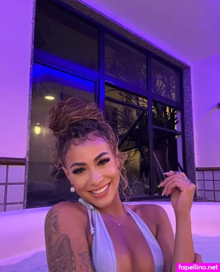 Santos Isabella OnlyFans Thumbnail #nagQT5oMrZ