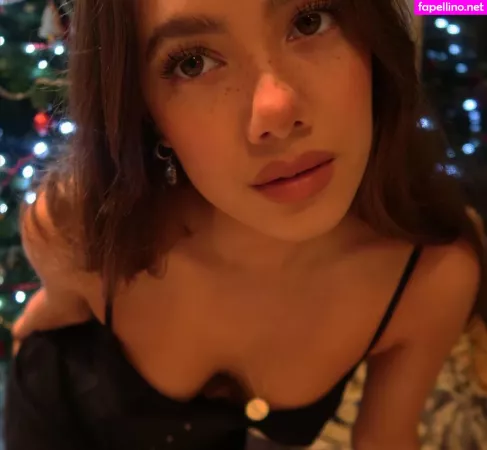 Saoirse Alicia Behzadi OnlyFans Thumbnail #0kly5XV5rA
