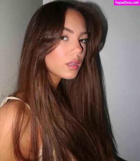 Saoirse Alicia Behzadi OnlyFans Thumbnail #2X3ISvkHFo