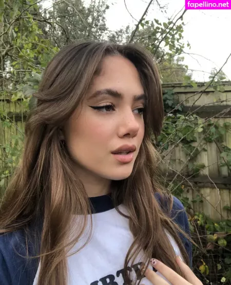 Saoirse Alicia Behzadi OnlyFans Thumbnail #Qg2dyqiGRg