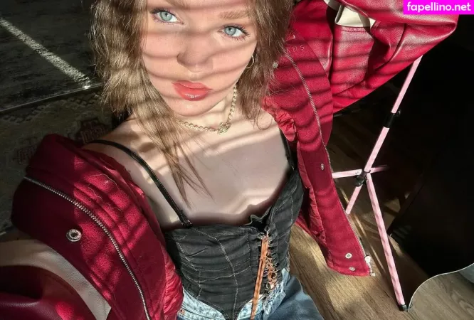 Sapphire Upshall OnlyFans Thumbnail #Ak64QvhnFA