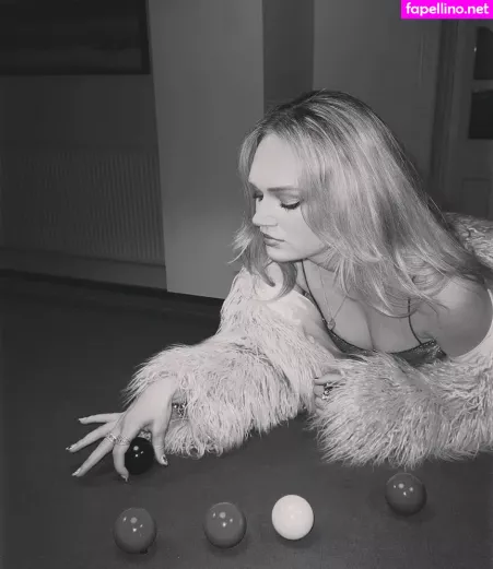 Sapphire Upshall OnlyFans Thumbnail #D8oN8XcNT3