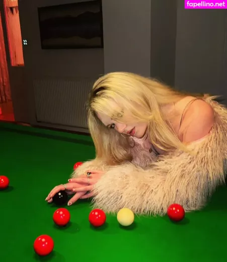 Sapphire Upshall OnlyFans Thumbnail #yLSEIaxWd2