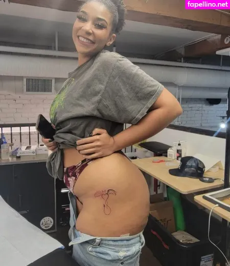 Sapphire OnlyFans Thumbnail #IdOAT8izlh