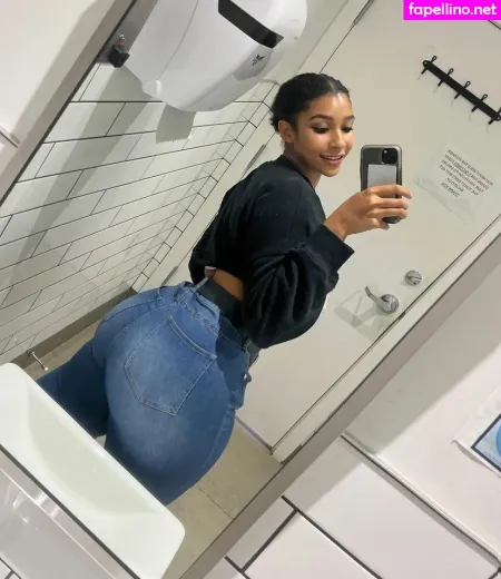 Sapphire OnlyFans Thumbnail #xEbAiw4dJ2