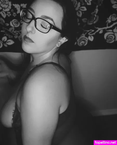 Sapphirescurves OnlyFans Thumbnail #Pf9qqW1B5i