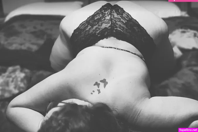 Sapphirescurves OnlyFans Thumbnail #eNjJesKtLE