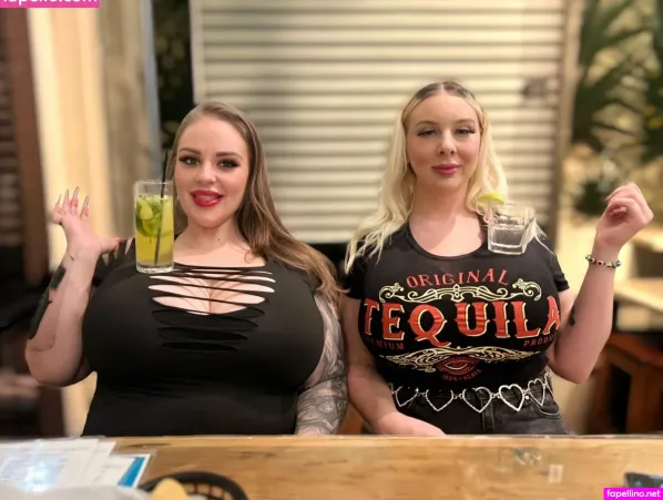 Sapphiresummersfreepage Main Profile Photo