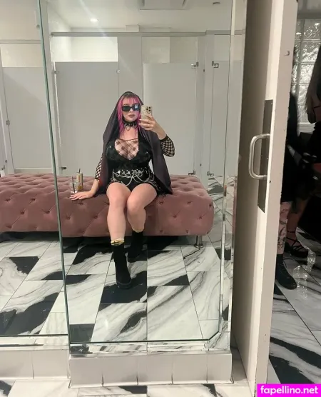 Sapphiresummersfreepage OnlyFans Thumbnail #WIqNurxZbN
