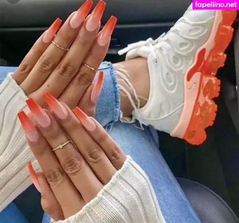 Sapphiresummersofficial OnlyFans Thumbnail #1dsGFzRss5