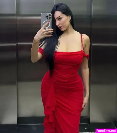 Sara Afindi Main Profile Photo