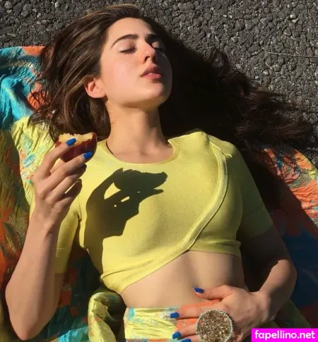 Sara Ali Khan OnlyFans Thumbnail #CHlWVCCNdz